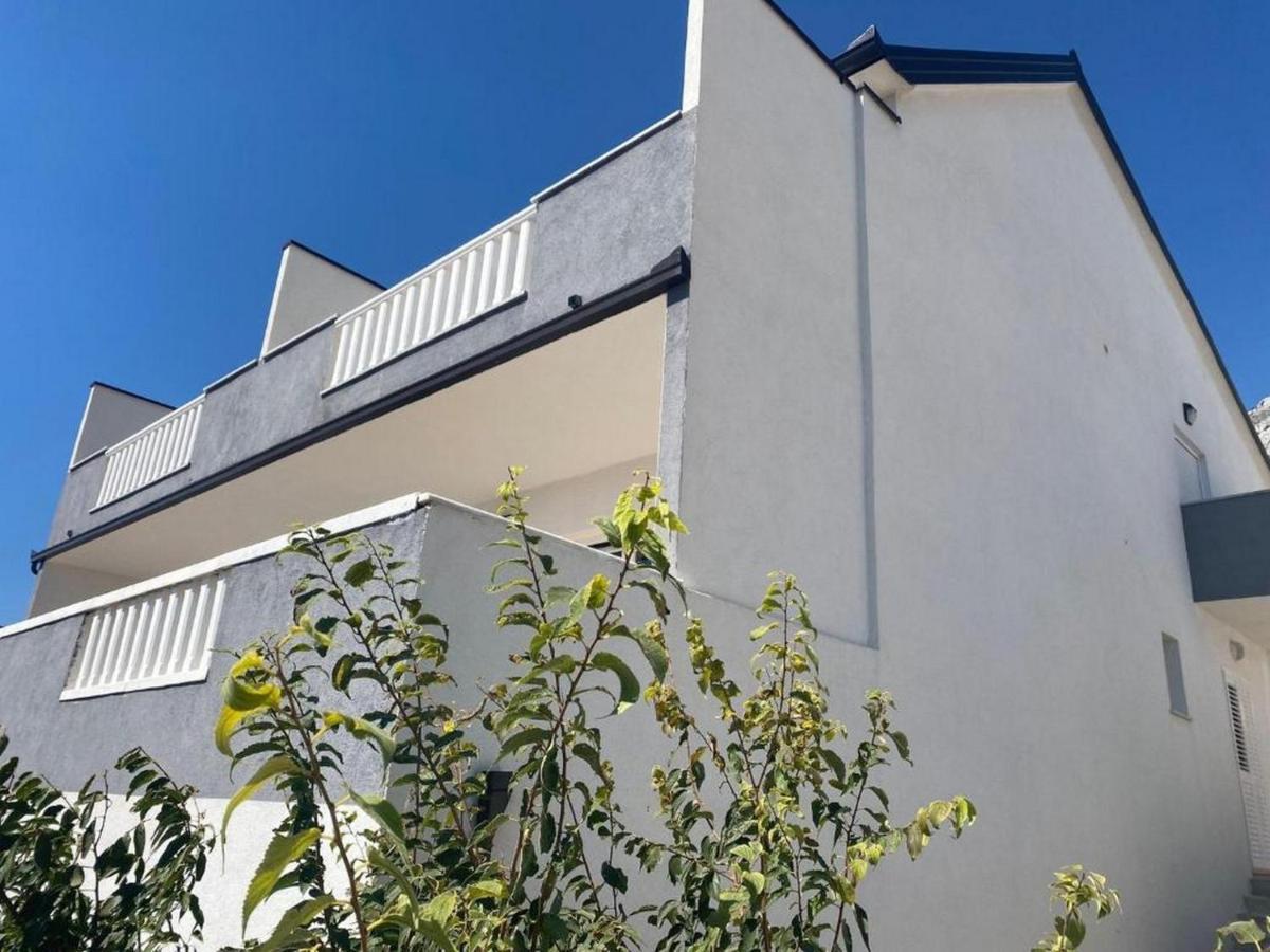 Apartment Stipic Omiš Exterior foto